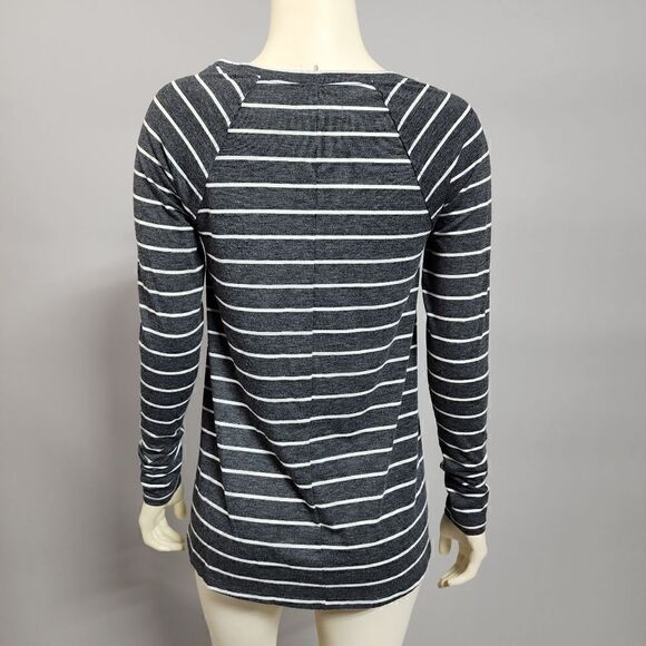 Hollister small top   - Picture 5 of 5